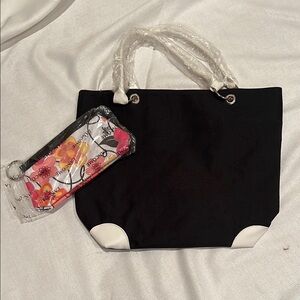 Lancôme 2 piece Black and White Tote Bag and Cosmetic Bag NWOT